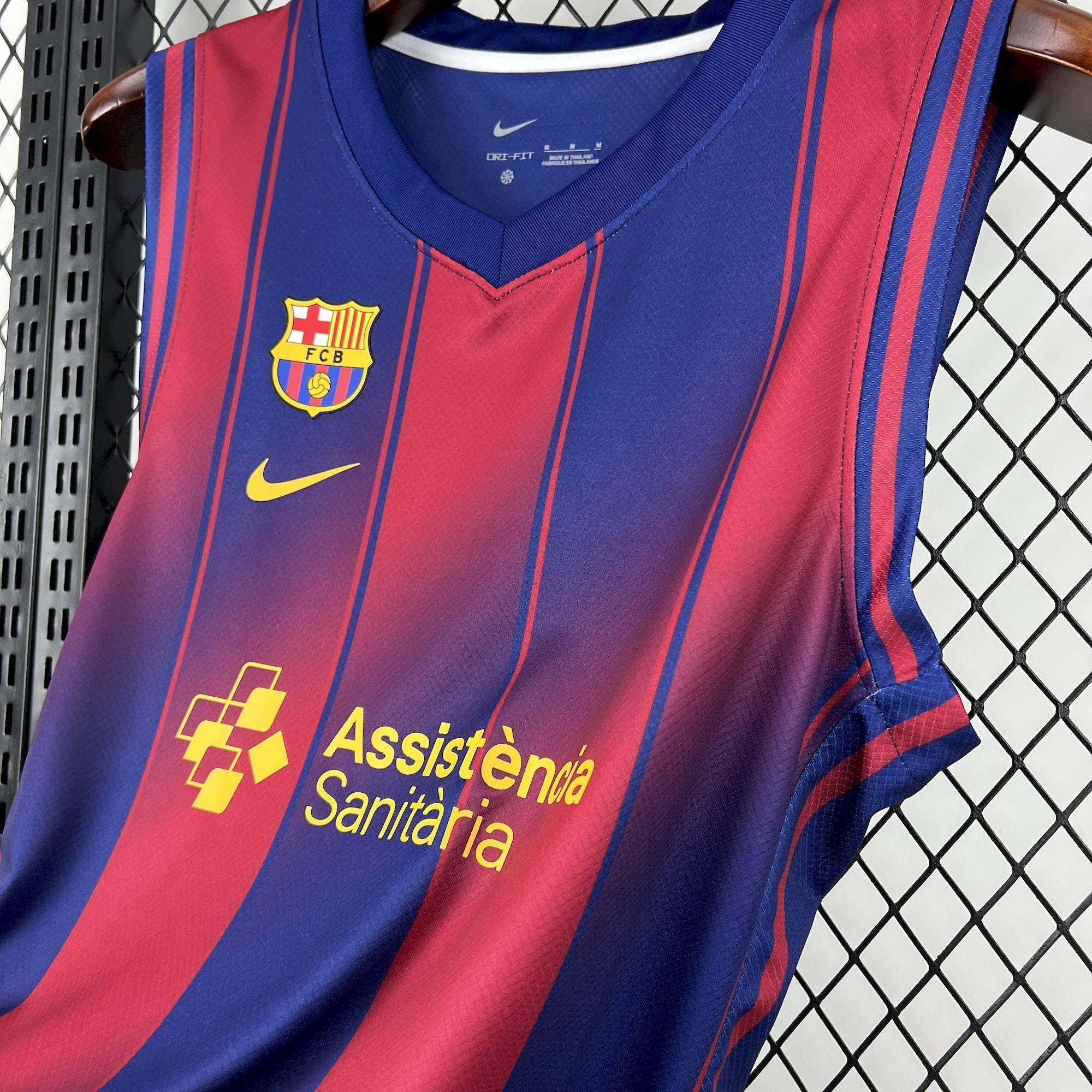 Camisola Barcelona Principal 2025/26 — Homem