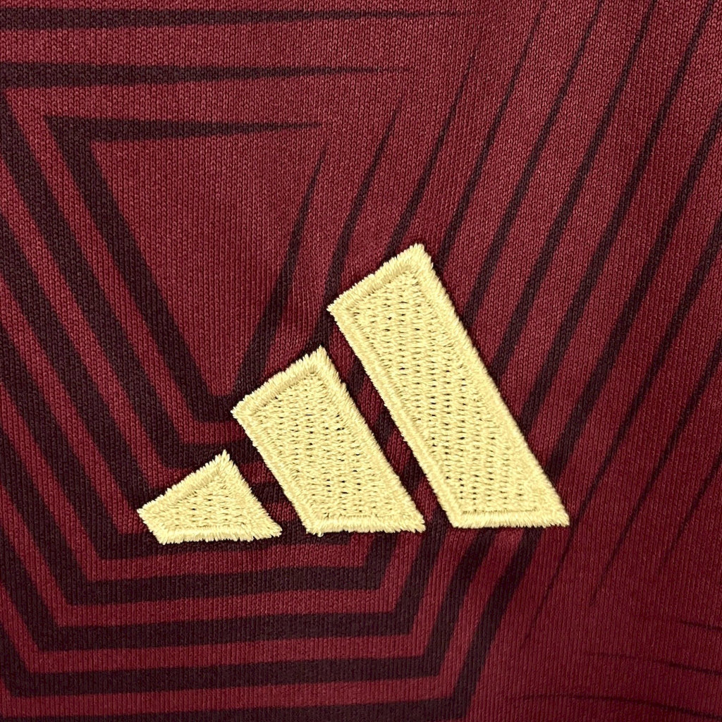 Criança | Venezuela - Venezuela 2026 WC Home Kit