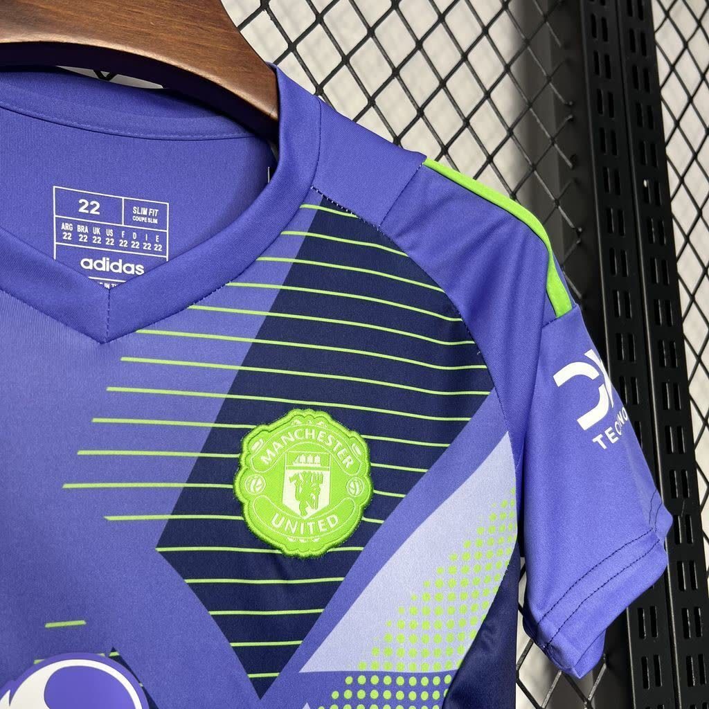 Criança | Manchester United - ManUtd 2024-25 Goalkeeper Kids Kit