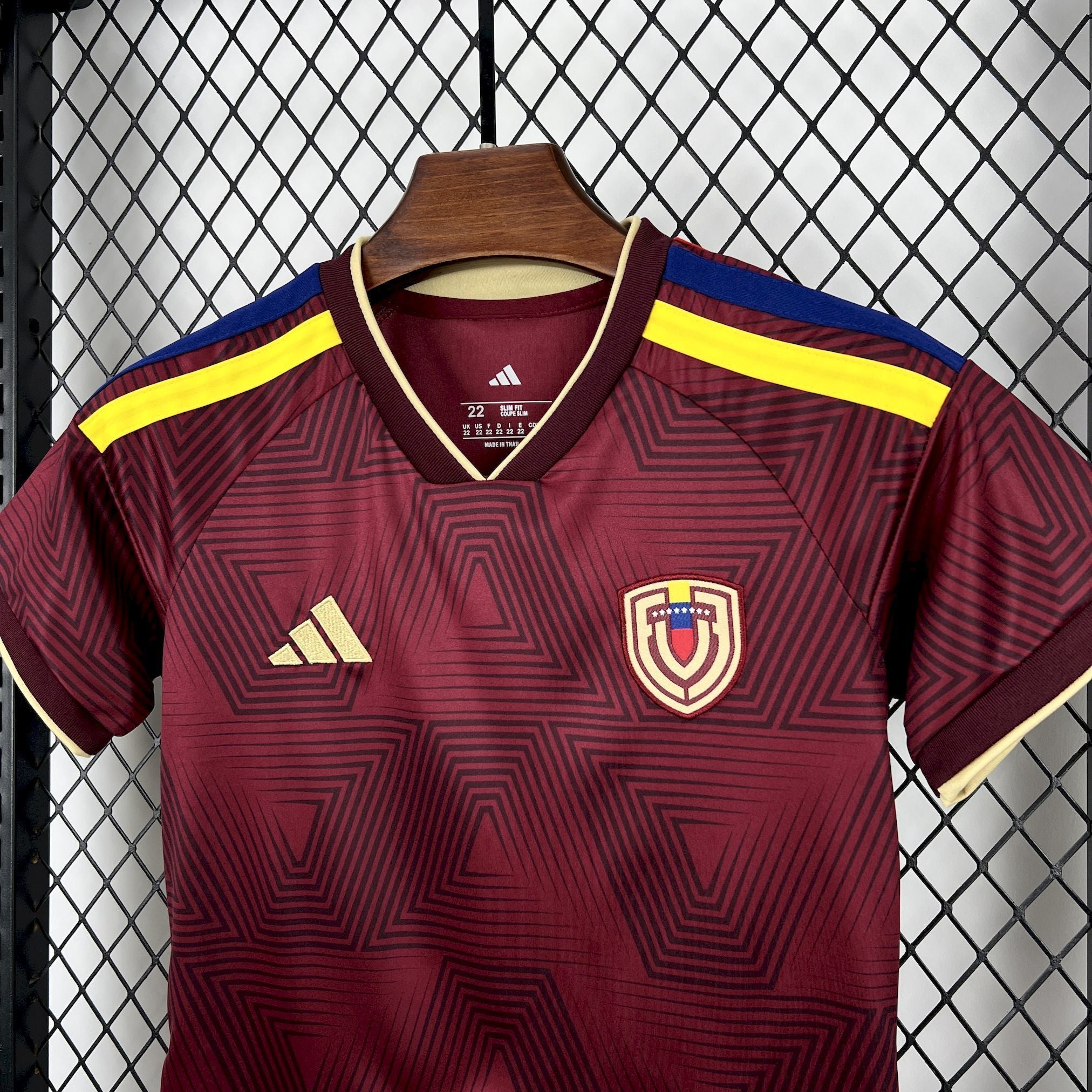 Criança | Venezuela - Venezuela 2026 WC Home Kit