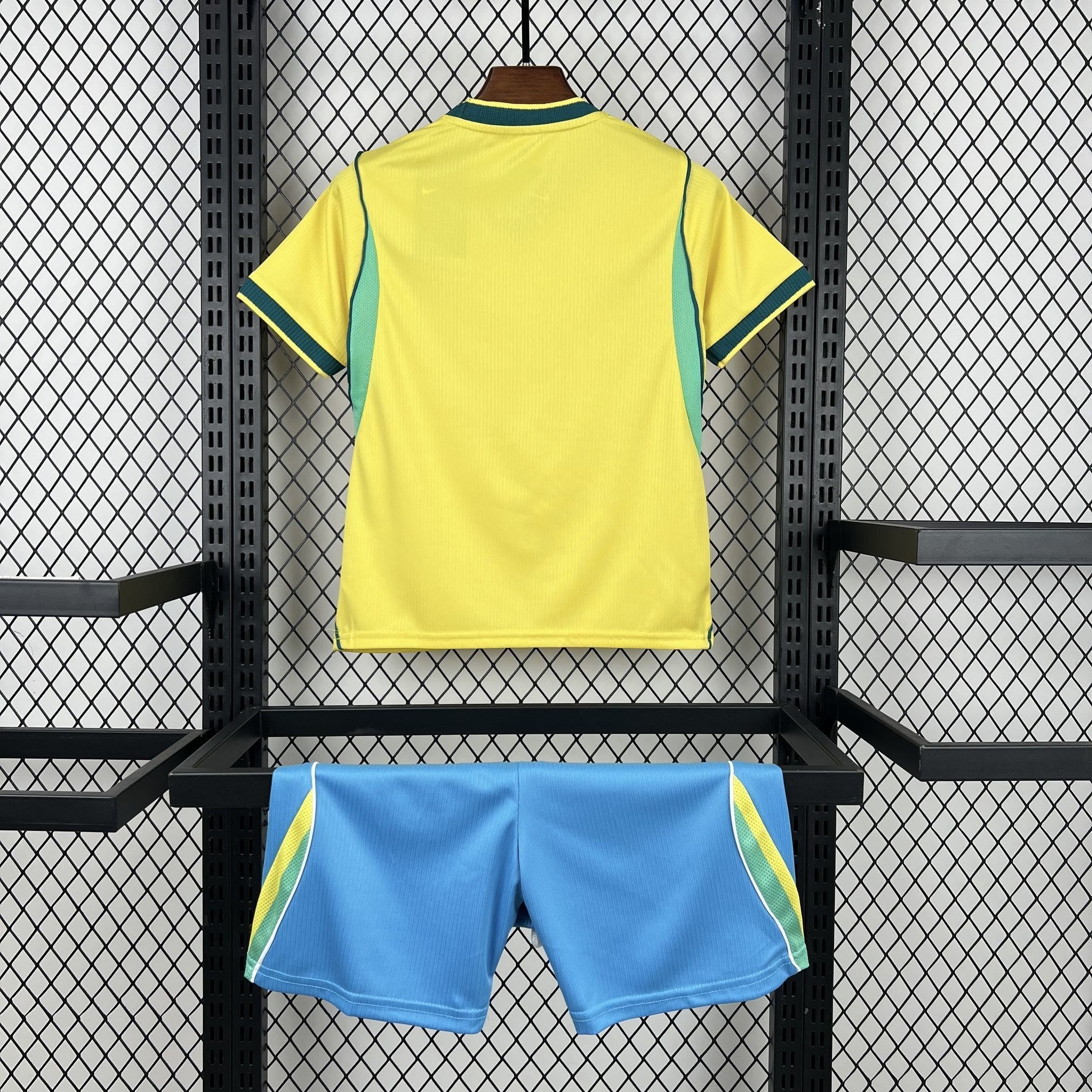 Criança | Brasil - Brazil 2026 WC Home Kit