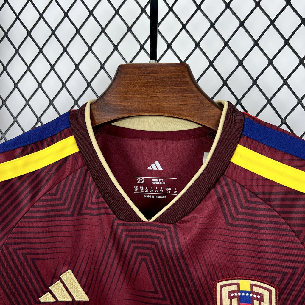 Criança | Venezuela - Venezuela 2026 WC Home Kit