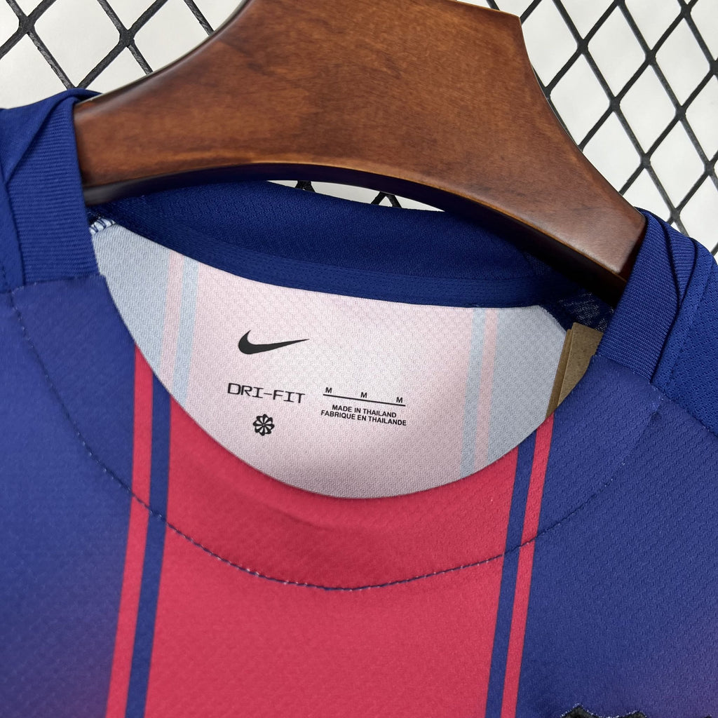 Camisola Barcelona Special 2025/26 — Homem